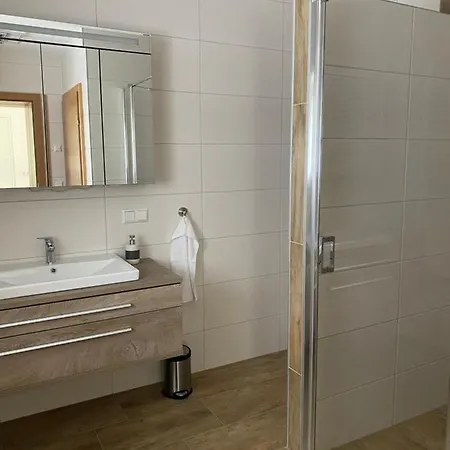 Zimmervermietung Familie Glatz Casa vacanze Möderbrugg