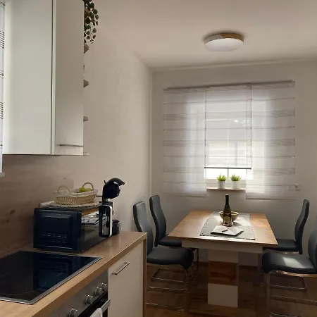 Zimmervermietung Familie Glatz Apartment Moderbrugg